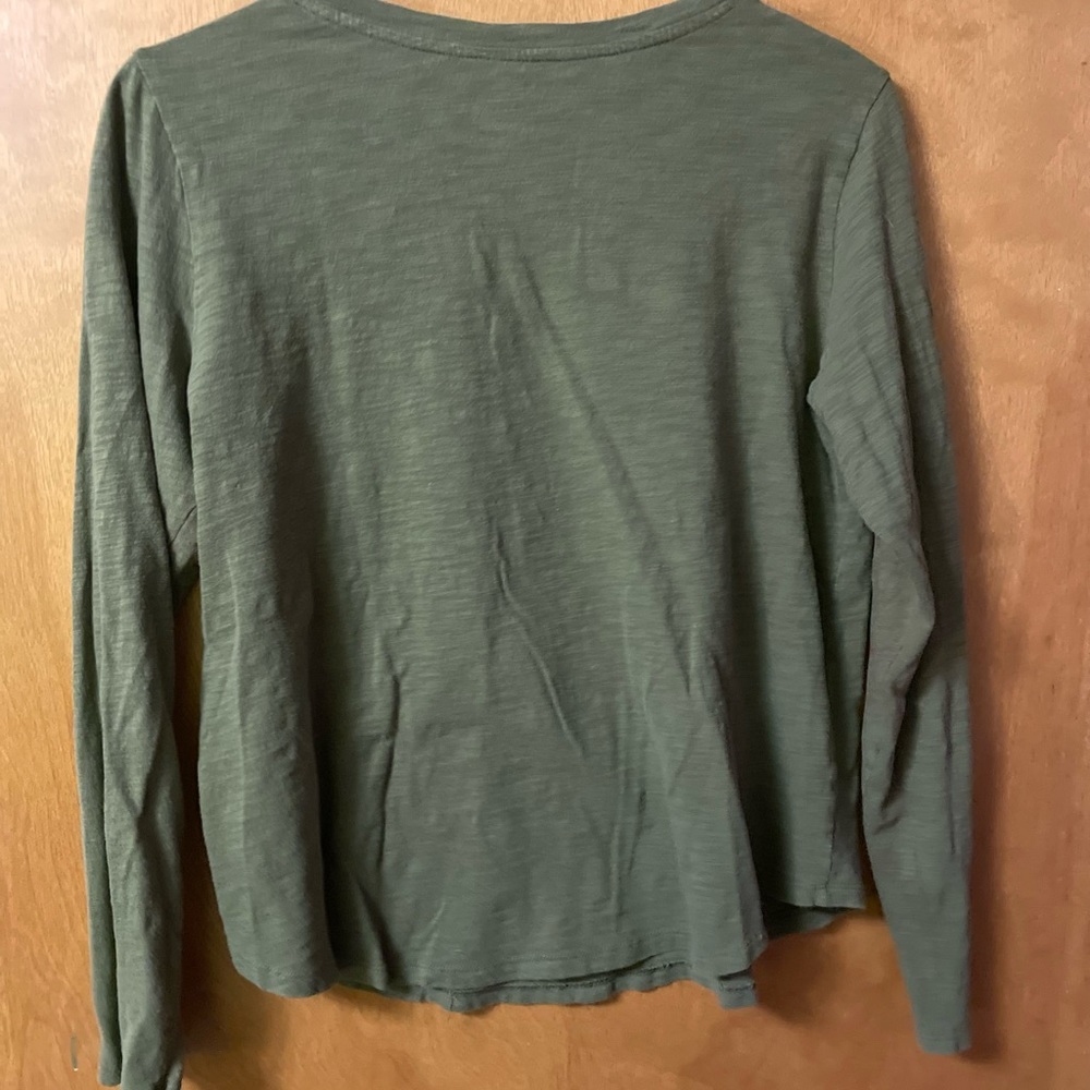 Medium Old Navy Everyday Long Sleeve